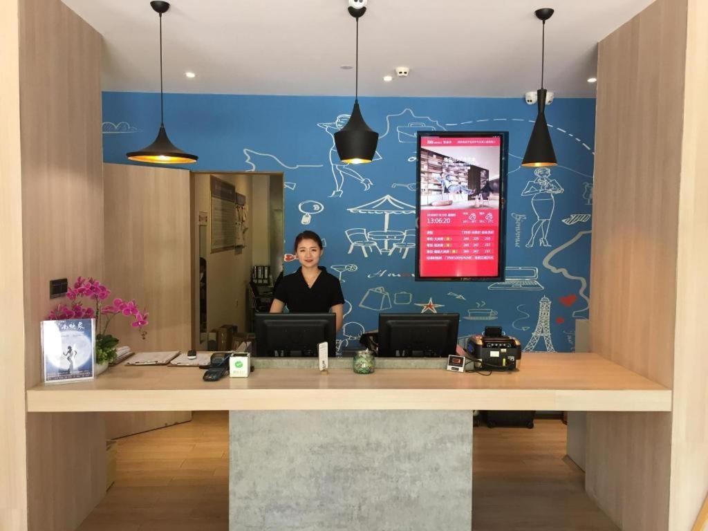 Ibis Kunming Beijing Rd Hotel Exterior foto